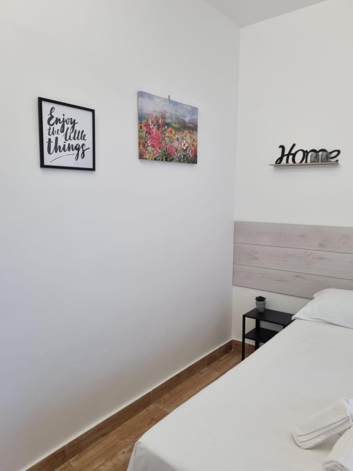 City House & Free Parking By Perry-Holiday Palermo Buitenkant foto